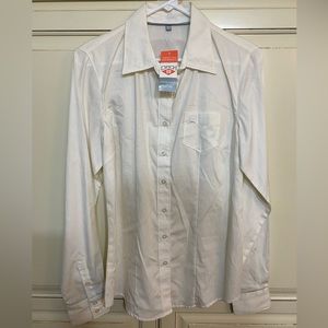 Cinch brand white/off white button down long sleeve. Medium size